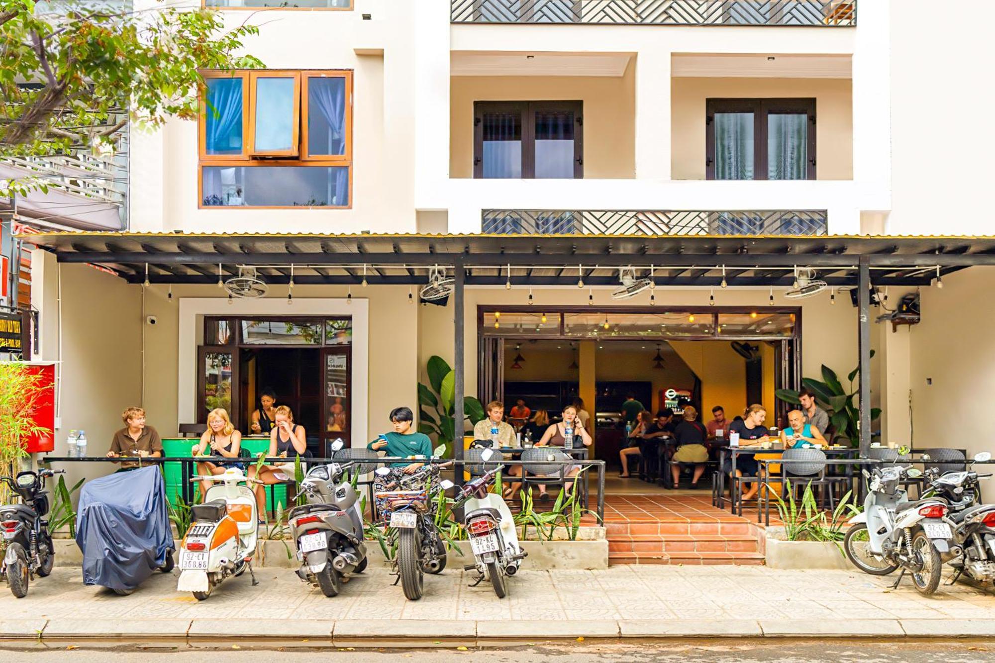 Harmony Old Town Hostel And Pool Bar Hội An Buitenkant foto